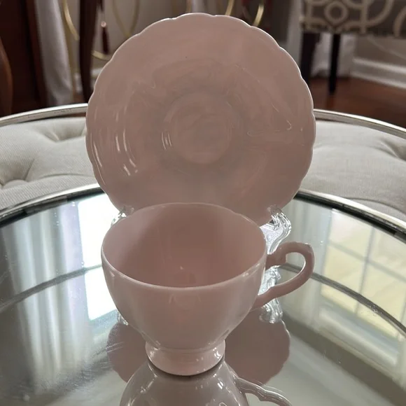 Tuscan Bone China Pink Teacups Set of 2 smaller teacups - Picture 3 of 6